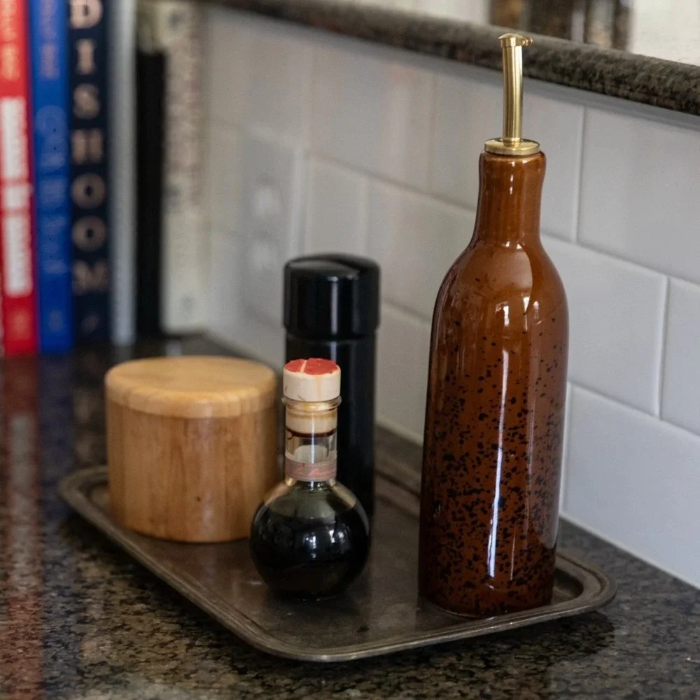 Pretti Cool Ceramic Oil Cruet Speckled Amber Gold Pourer 12oz NIB Boho Modern